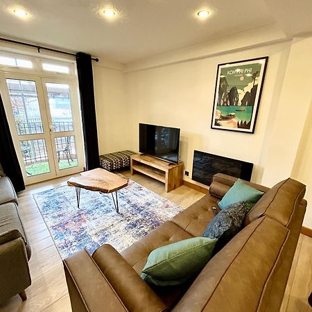 סאות'המפטון Spacious 3 Bedroom Apartment Close To Marina, 2 Parking Spaces, Kingsize Or Single Beds מראה חיצוני תמונה